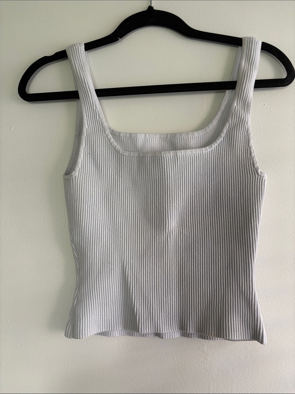 Aritzia Babaton Sculpt Knit Ribbed SquareNeck Tank Top White Medium - Picture 4 of 4